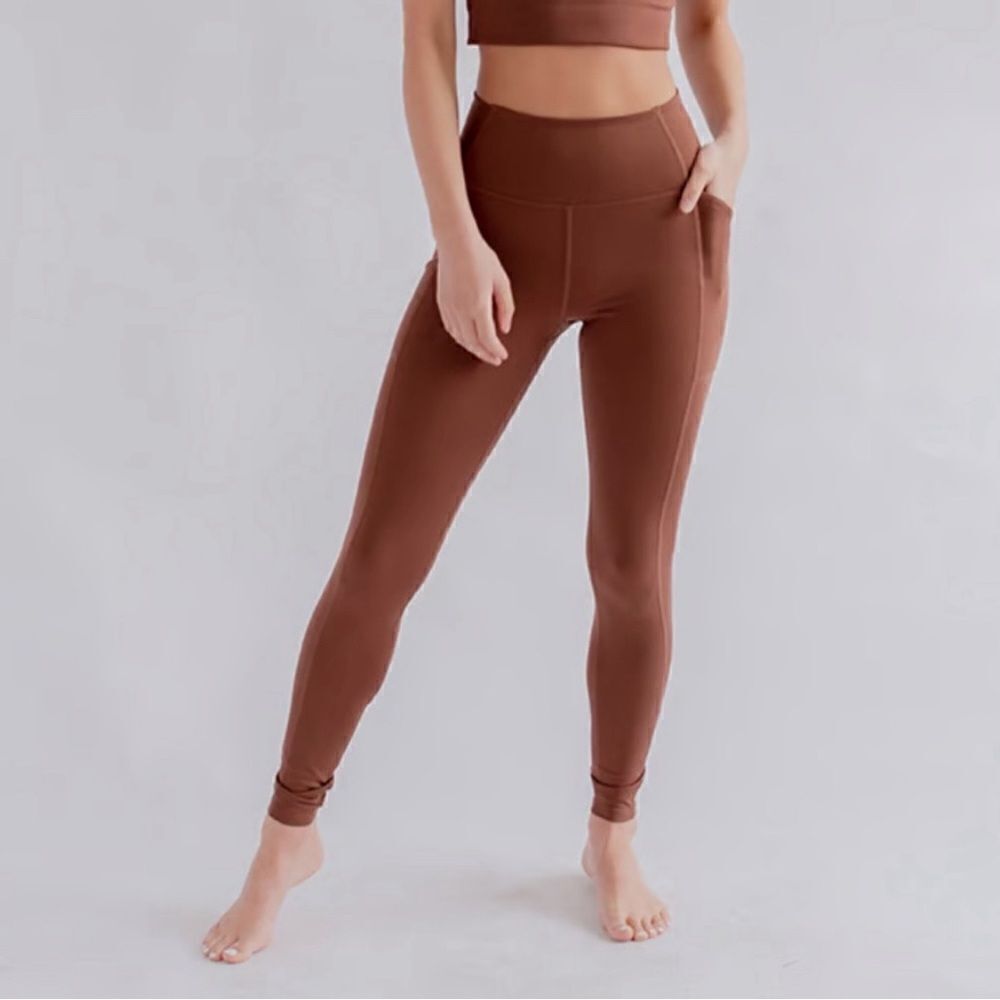 Girlfriend collective compressive high rise pocket leggings tan brown